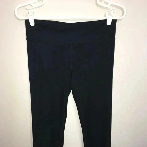 Black Under Amour Leggings - Picture 2 of 6